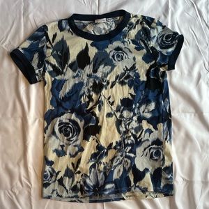 LuLaRoe Blue Floral shirt size Medium